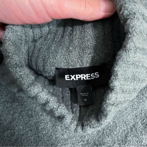 Express Green Turtleneck Fitted Sleeveless Sweater M - Picture 5 of 7